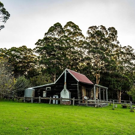 Cosy Farmstay: Green Cabin At Whispering Woods Beedelup Exterior foto